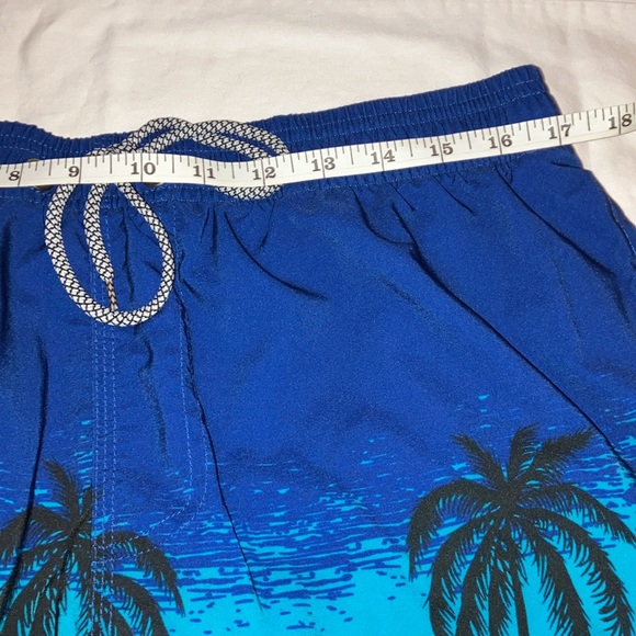 Tropical swim trunks Lg - Picture 3 of 7